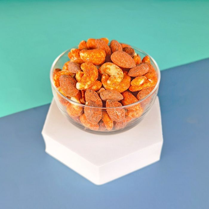Cheezy Pizza Cashew Nuts Mixed Almonds 1Kg