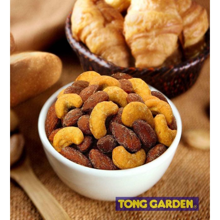Smoked Cashew Nuts Mixed Almonds